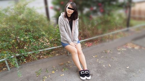Rendez-vous palpitant se termine par un énorme creampie dans une chatte innocente et serrée