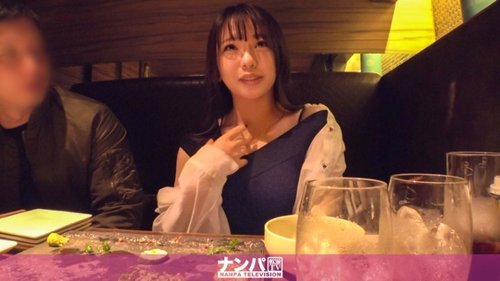 Penggambaran Pertama: Wanita Masochis Berpayudara Besar & Sugar Daddy