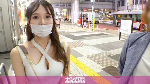 豐滿調酒師無碼噴水高潮