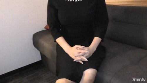 MILF Grosses Seins Cherche Argent Divorce - Tournage Privé Non Censuré