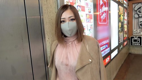 前艺伎爱性爱：无码中出，真实口交，美丽长腿