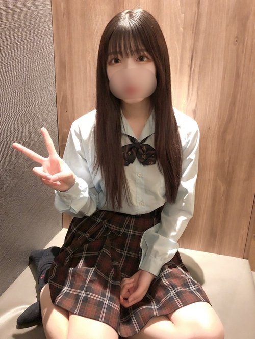 E-Cup girl looks like Nozaka's Yoyuki masturbates, uncensored amateur