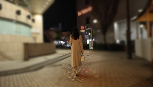 29歳人妻の初AV：濡れて精液まみれ、無修正